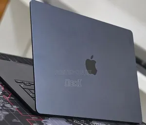 New Laptop Apple MacBook Air 2025 M4 16GB Apple M4 SSD 256GB