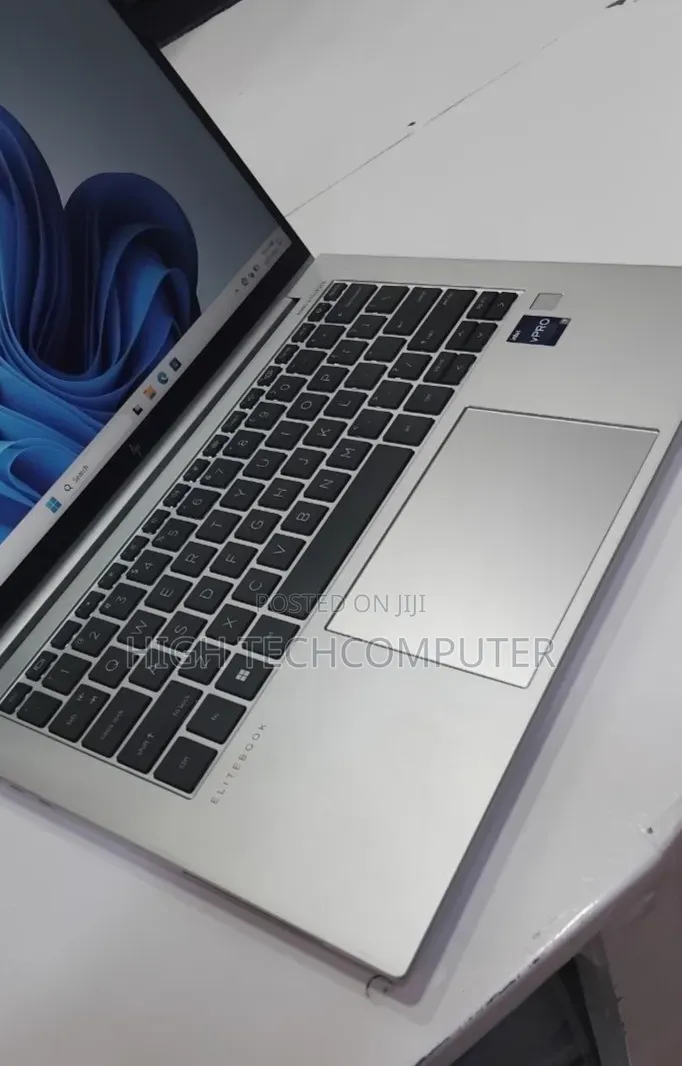 New Laptop HP EliteBook 840 G10 16GB Intel Core i7 SSD 1T