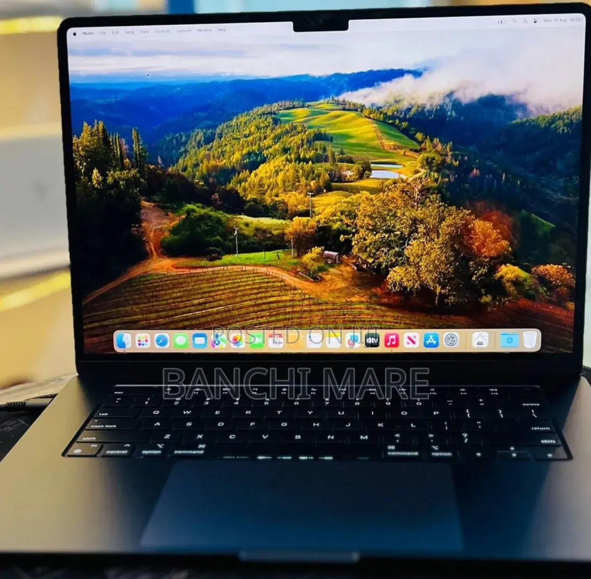 New Laptop Apple MacBook Air 2024 M3 8GB Apple M3 SSD 256GB