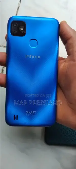 Infinix Smart 7 HD 32 GB Blue