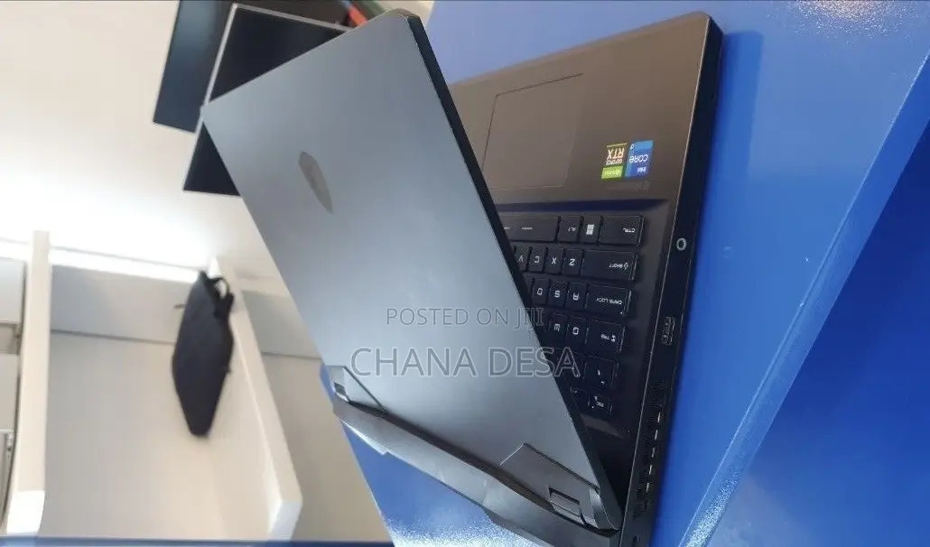 New Laptop MSI 16GB Intel Core i7 SSD 1T