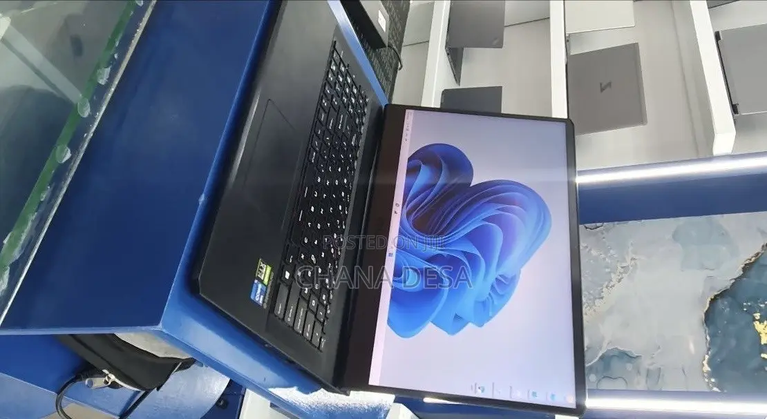 New Laptop MSI 16GB Intel Core i7 SSD 1T
