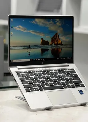 New Laptop HP EliteBook 840 G9 16GB Intel Core i7 SSD 512GB
