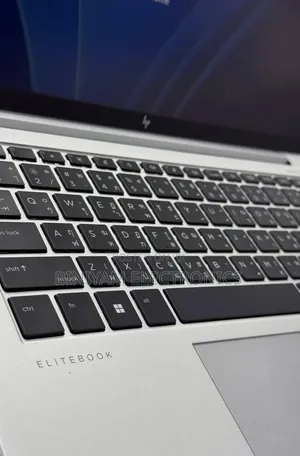 New Laptop HP EliteBook 840 G9 16GB Intel Core i7 SSD 512GB