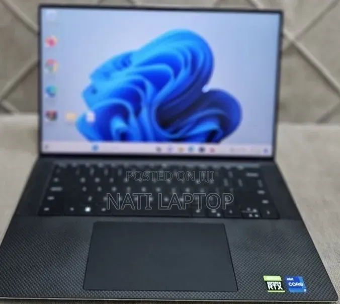New Laptop Dell XPS 15 16GB Intel Core i7 SSD 512GB