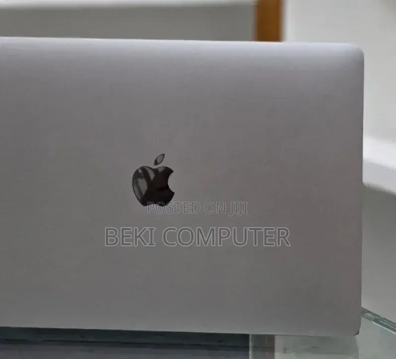 New Laptop Apple MacBook Air 2020 M1 8GB Apple M1 SSD 256GB