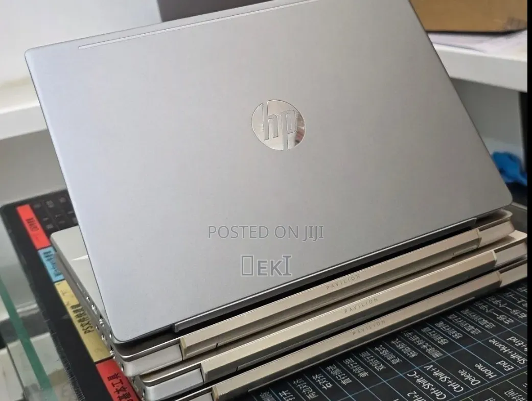 New Laptop HP Pavilion 14 8GB Intel Core i5 SSD 512GB