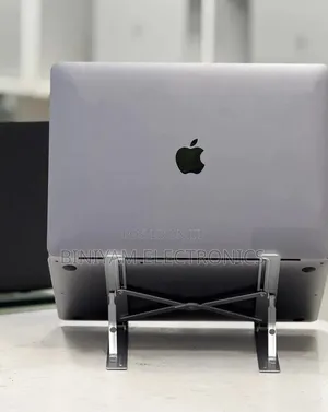 New Laptop Apple MacBook Air 2020 M1 8GB Apple M1 SSD 512GB