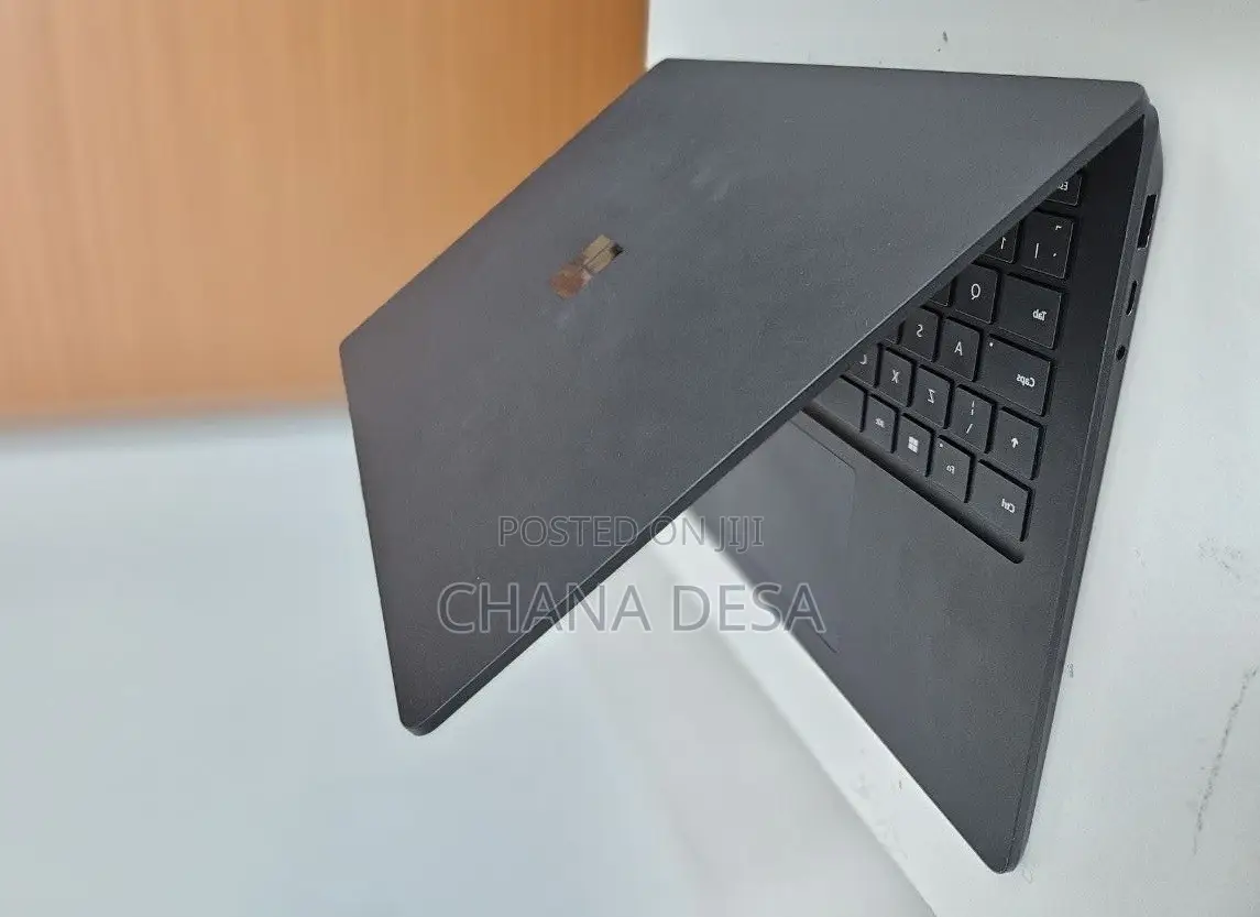 New Laptop Microsoft Surface Laptop 4 16GB Intel Core i7 SSD 512GB