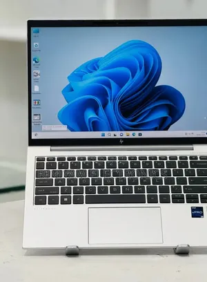 New Laptop HP EliteBook 830 G9 16GB Intel Core i5 SSD 512GB