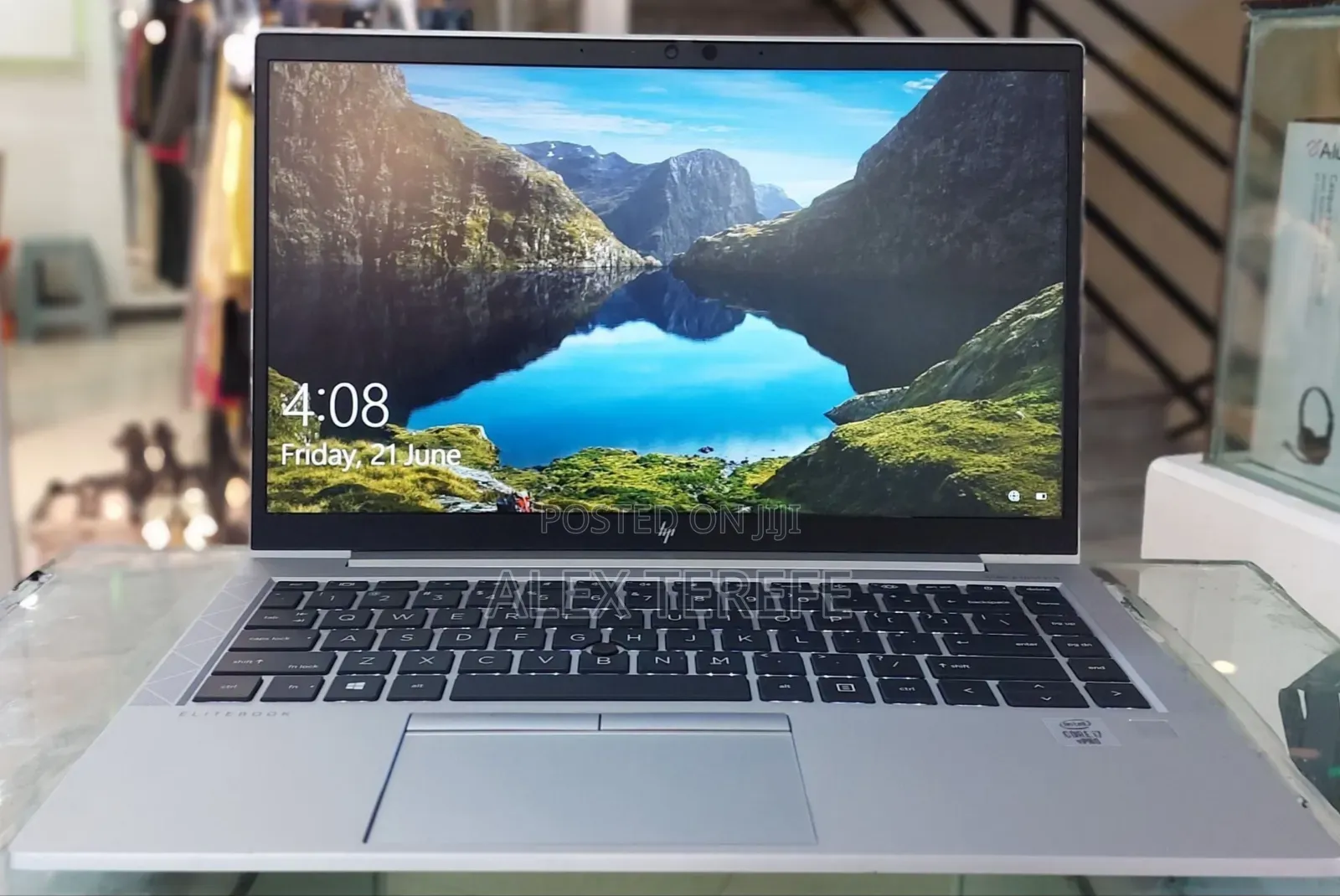 New Laptop HP EliteBook 830 G7 16GB Intel Core i7 SSD 512GB