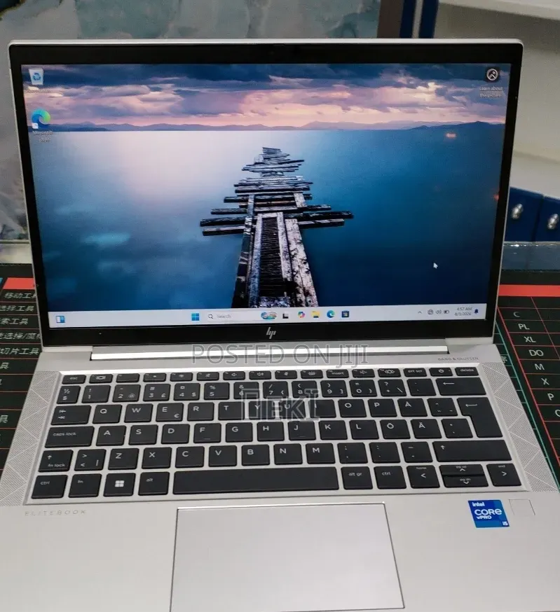 New Laptop HP EliteBook 830 G8 16GB Intel Core i5 SSD 512GB