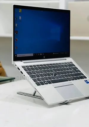 New Laptop HP EliteBook 840 G8 16GB Intel Core i5 SSD 512GB