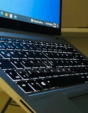 New Laptop HP EliteBook 840 G8 16GB Intel Core i5 SSD 512GB