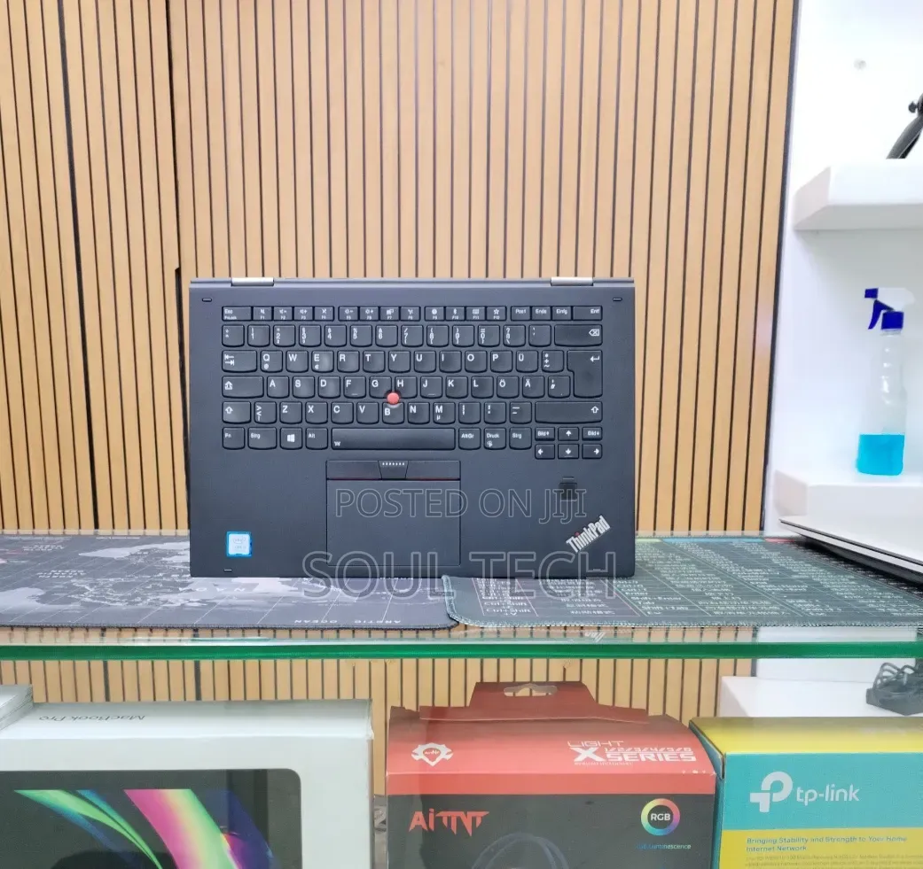 New Laptop Lenovo ThinkPad X1 Yoga 8GB Intel Core i5 SSD 512GB