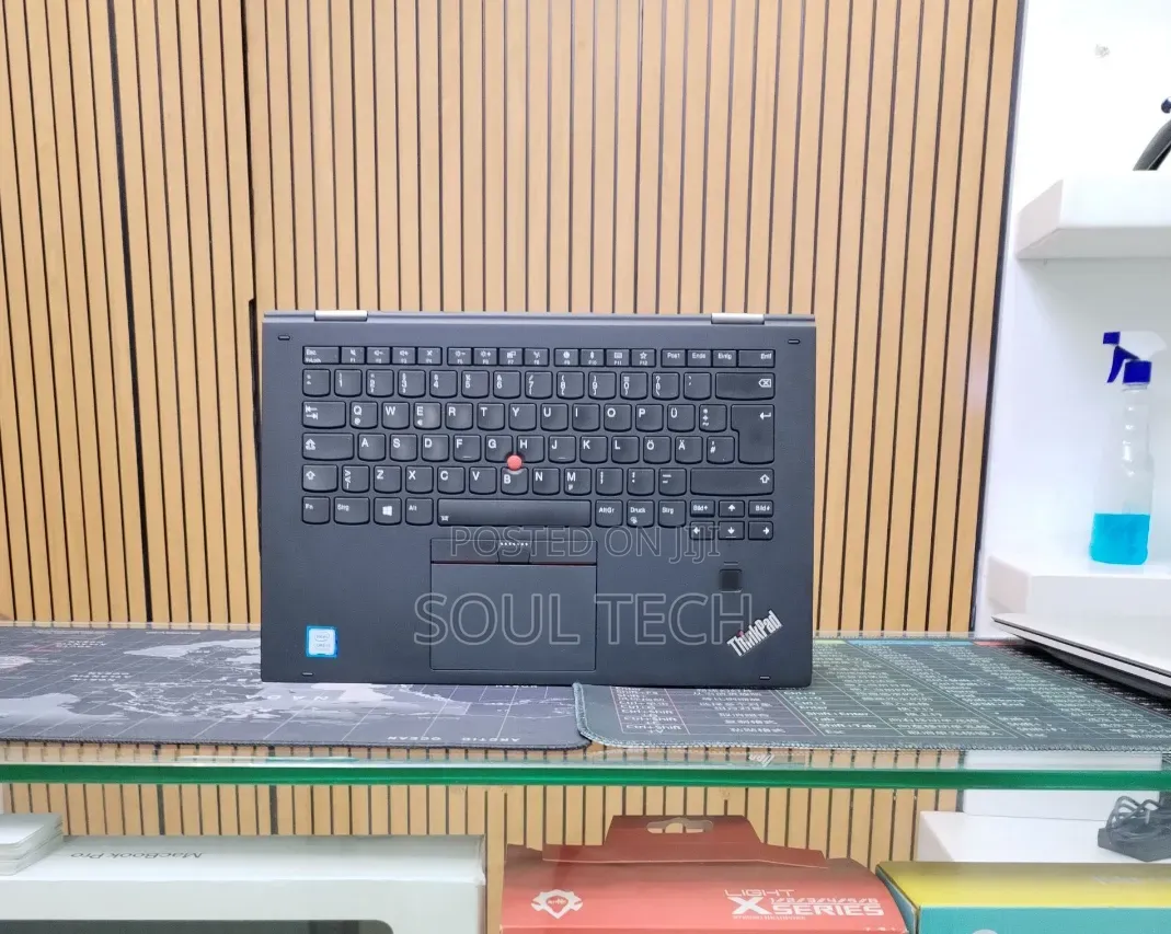 New Laptop Lenovo ThinkPad X1 Yoga 8GB Intel Core i5 SSD 512GB