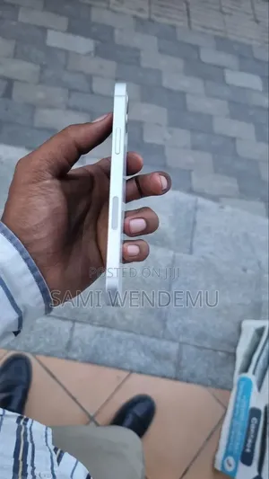 New Apple iPhone 12 64 GB White