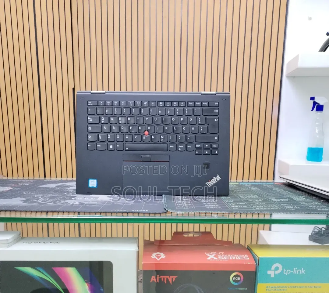 New Laptop Lenovo ThinkPad X1 Yoga 8GB Intel Core i5 SSD 512GB