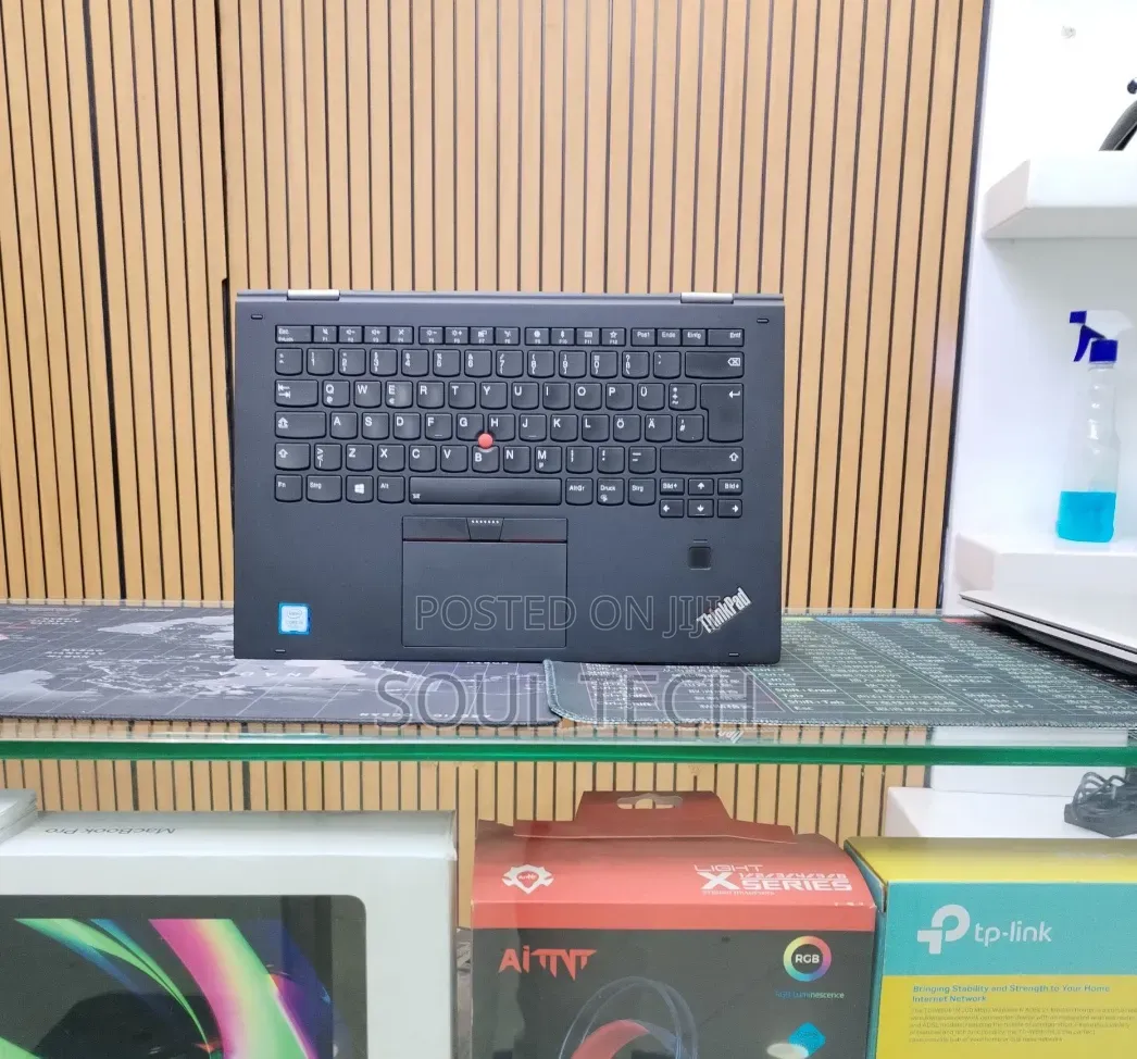 New Laptop Lenovo ThinkPad X1 Yoga 8GB Intel Core i5 SSD 512GB