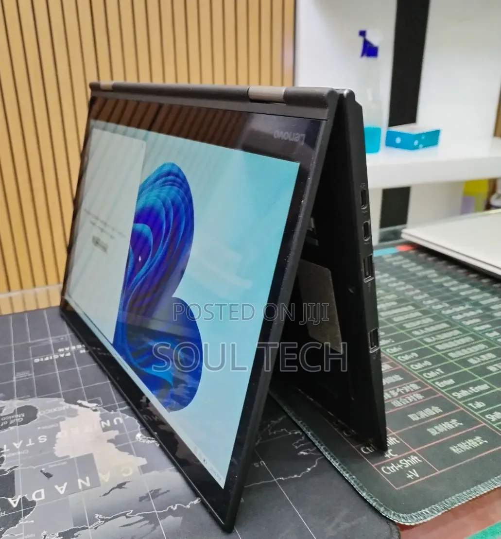 New Laptop Lenovo ThinkPad X1 Yoga 8GB Intel Core i5 SSD 512GB