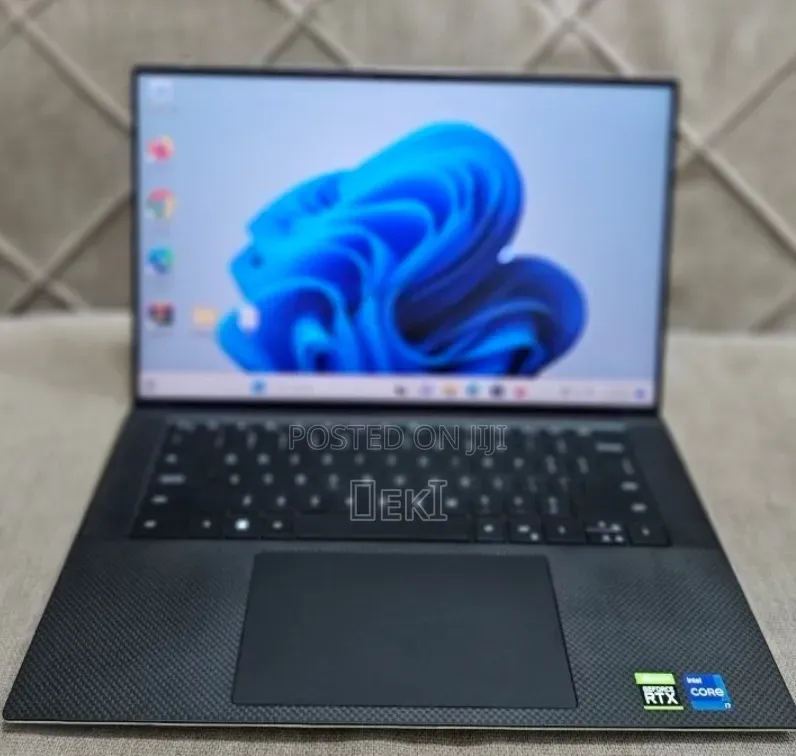 New Laptop Dell XPS 15 16GB Intel Core i7 SSD 512GB