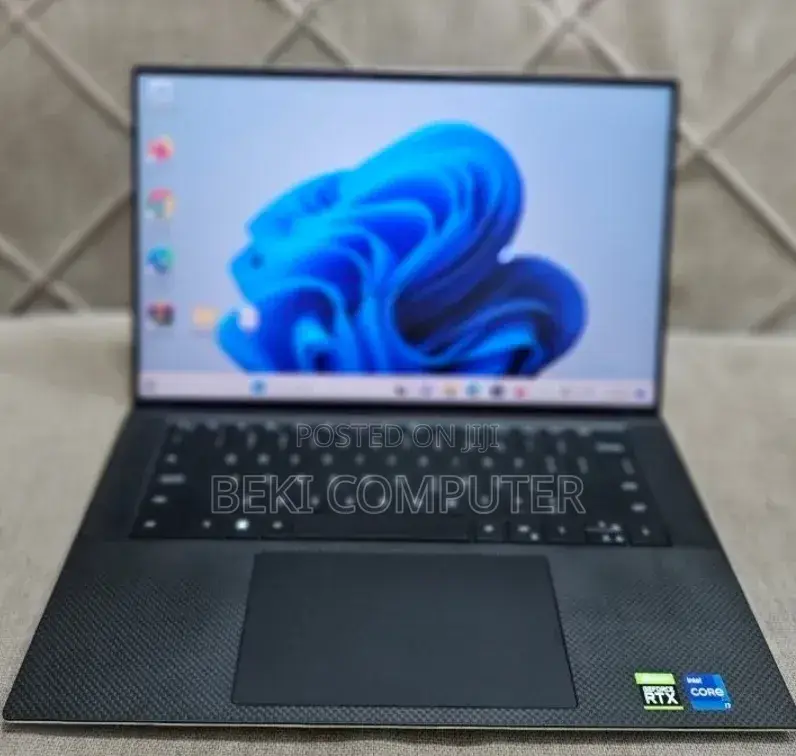 New Laptop Dell XPS 15 16GB Intel Core i7 SSD 512GB