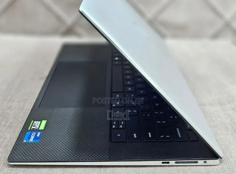 New Laptop Dell XPS 15 16GB Intel Core i7 SSD 512GB