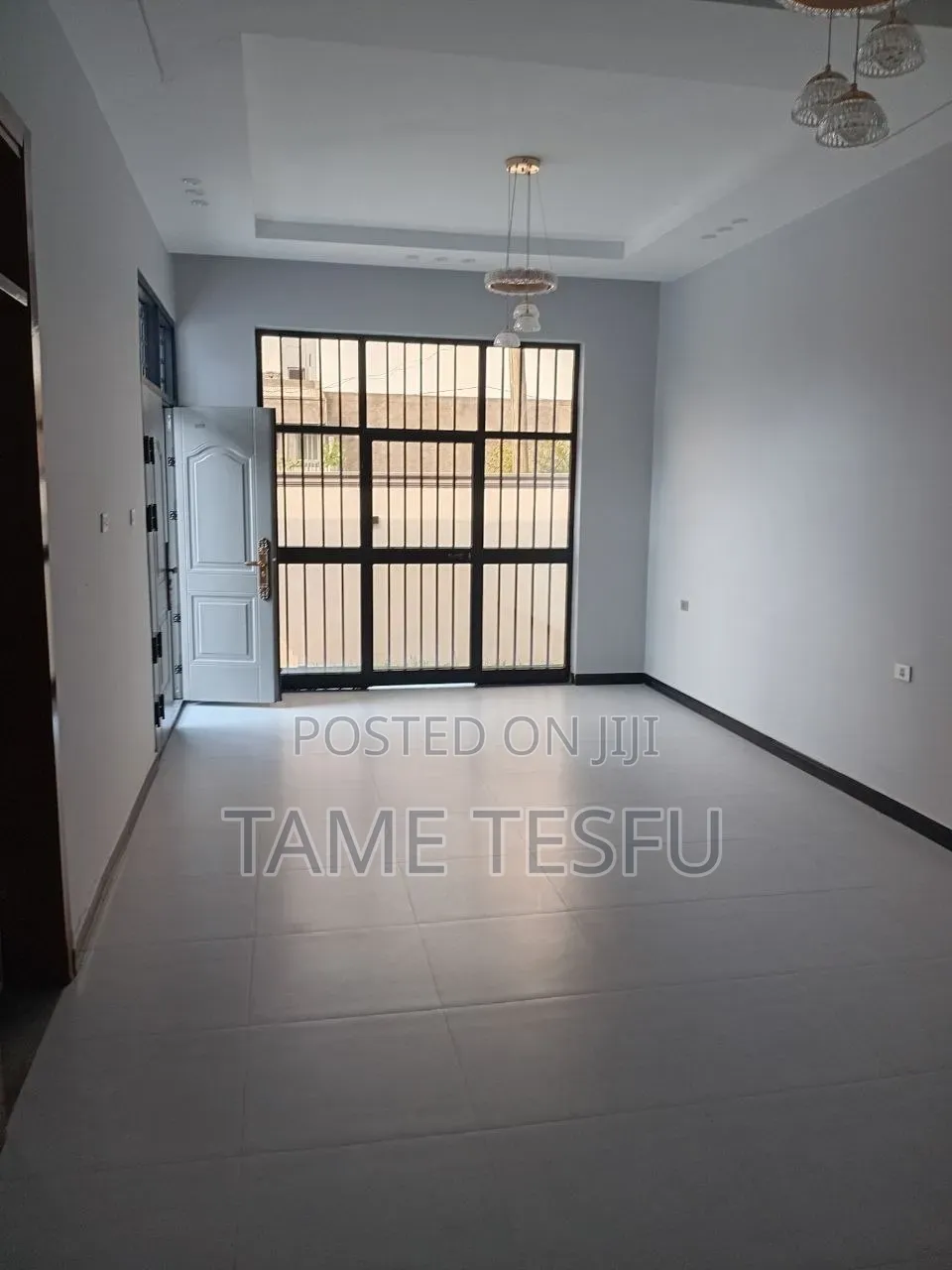 Furnished 5bdrm House in ጋርመንት, Bole for sale