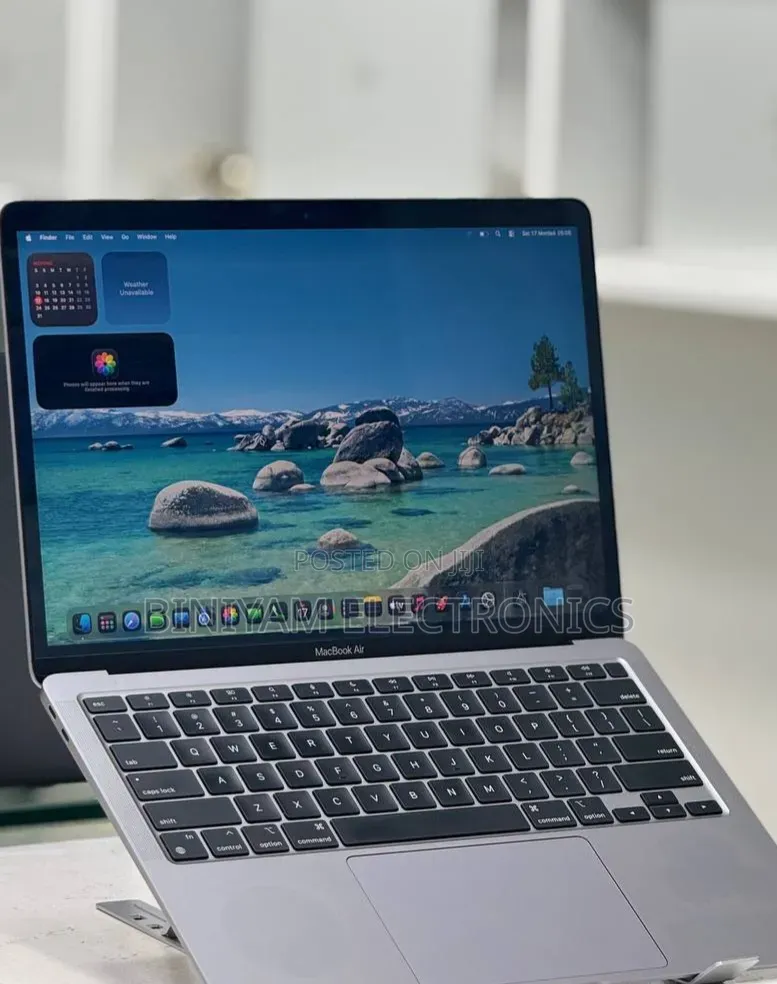 New Laptop Apple MacBook Air 2020 M1 8GB Apple M1 SSD 512GB