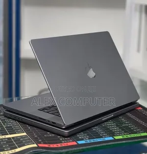New Laptop Apple MacBook Pro 2021 M1 Max 32GB Apple M1 Max SSD 1T