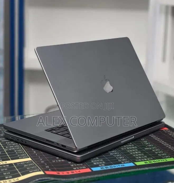 New Laptop Apple MacBook Pro 2021 M1 Max 32GB Apple M1 Max SSD 1T