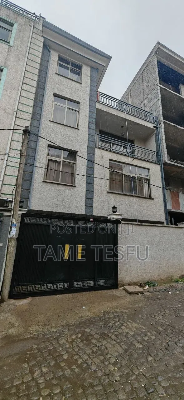 Furnished 6bdrm House in ኃይሌ ጋርመንት, Nifas Silk-Lafto for sale