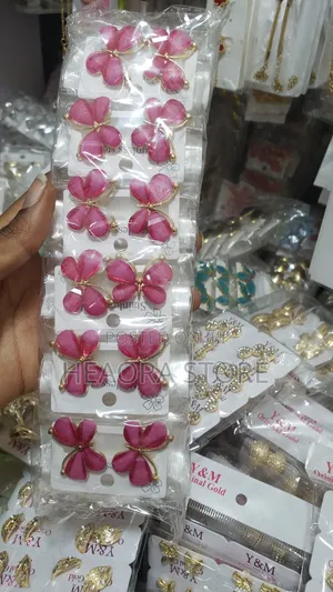 Stylish Women’s Earrings, Different Designs & Colors