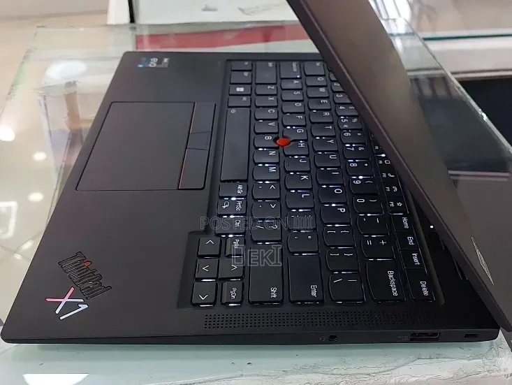 New Laptop Lenovo ThinkPad X1 Carbon 16GB Intel Core i5 SSD 512GB