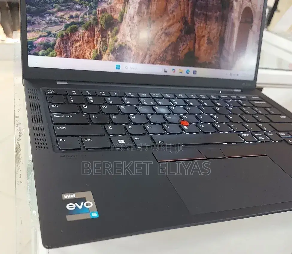 New Laptop Lenovo ThinkPad X1 Carbon 16GB Intel Core i5 SSD 512GB