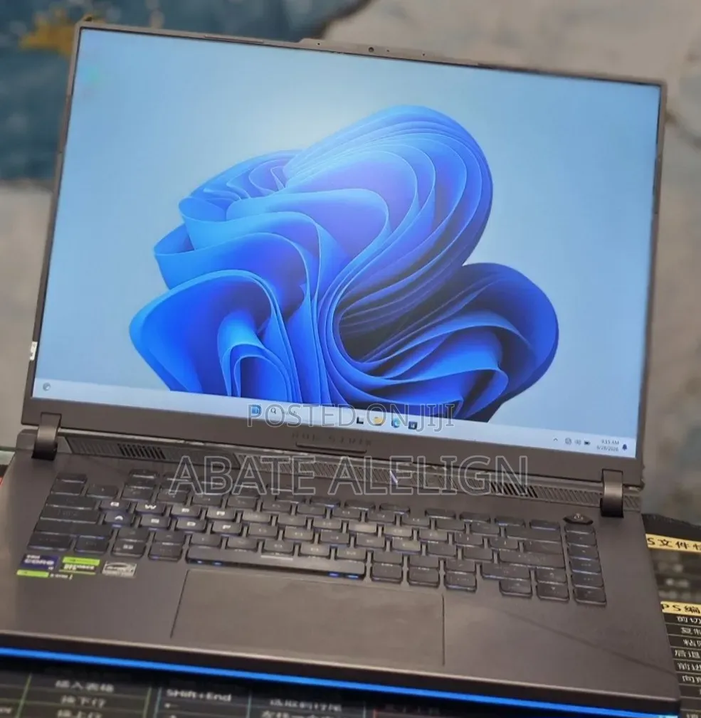 New Laptop Asus ROG Strix G16 G614 16GB Intel Core i9 SSD 1T