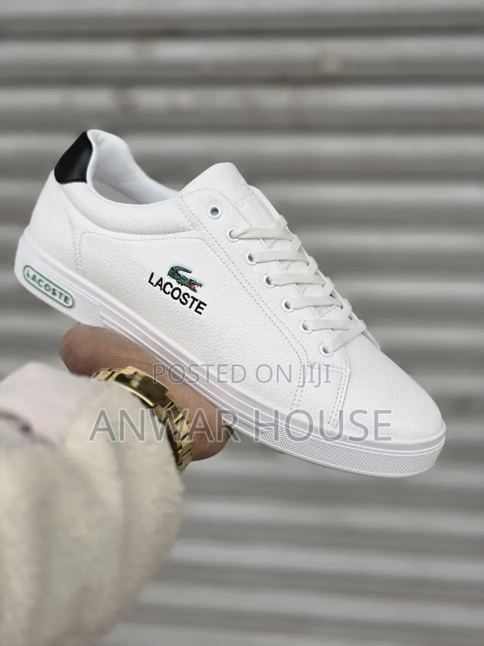 Lacoste Flat