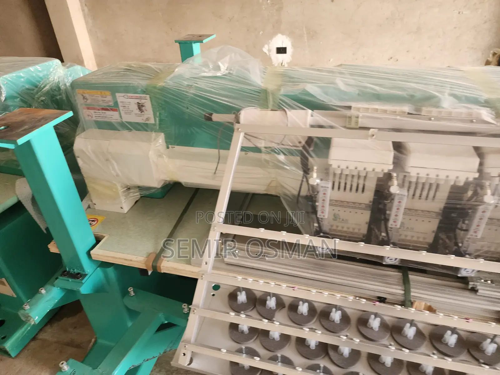 Embroidery Machine With 24 Head