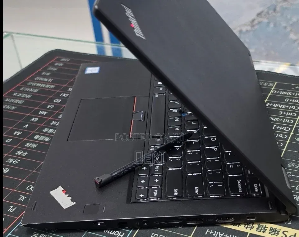 New Laptop Lenovo ThinkPad X380 Yoga 16GB Intel Core i5 SSD 512GB