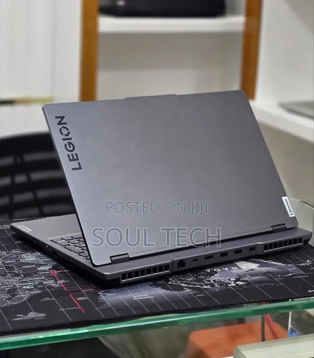 New Laptop Lenovo Legion 5 24GB Intel Core i7 SSD 1T