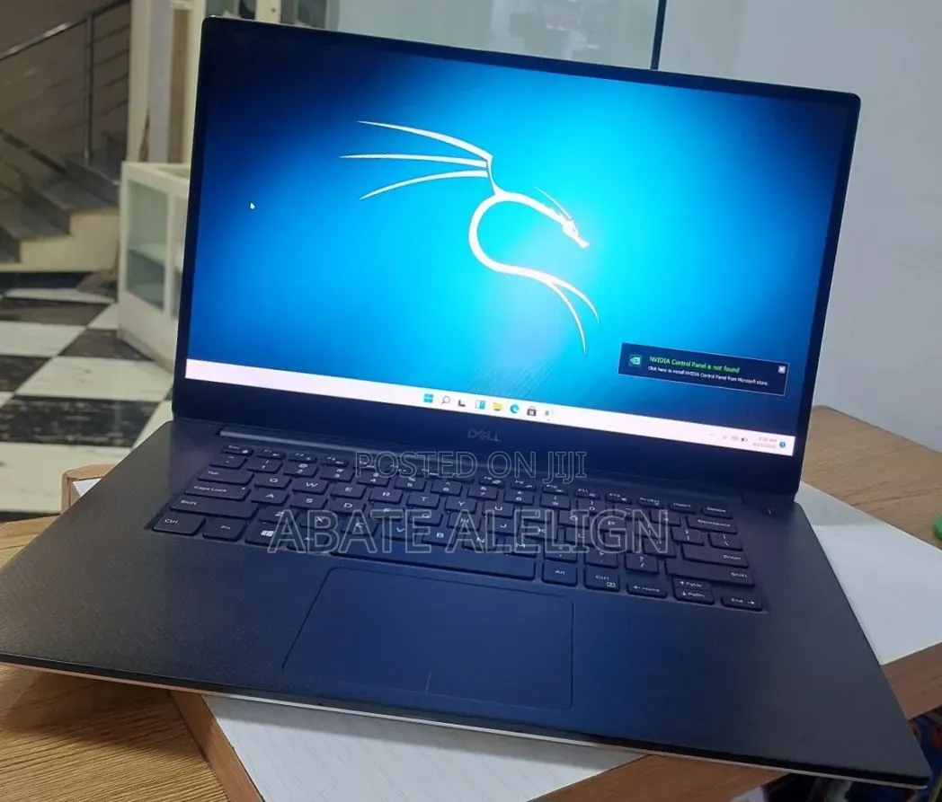 New Laptop Dell Precision 5540 16GB Intel Core i9 SSD 512GB