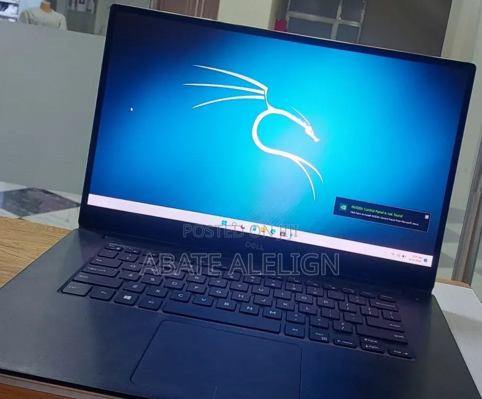 New Laptop Dell Precision 5550 16GB Intel Core i9 SSD 512GB