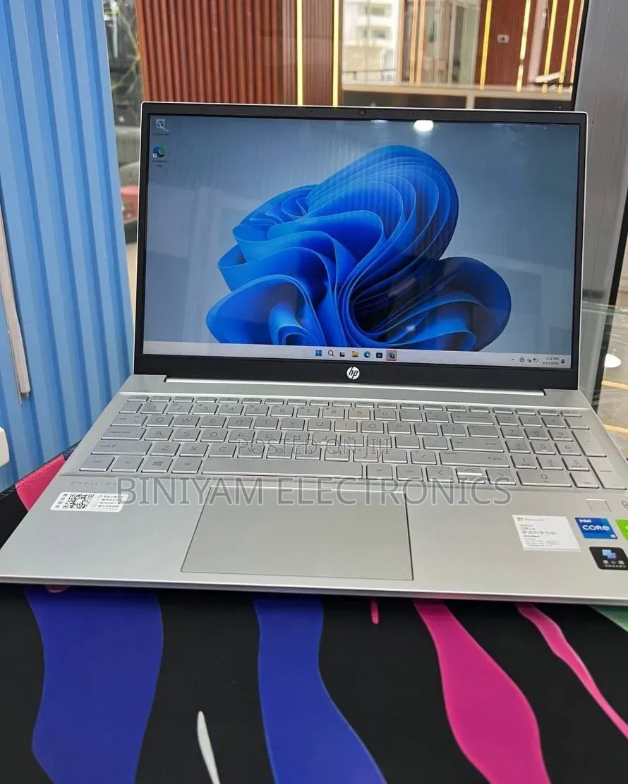 New Laptop HP Pavilion 15 16GB Intel Core i5 SSD 512GB
