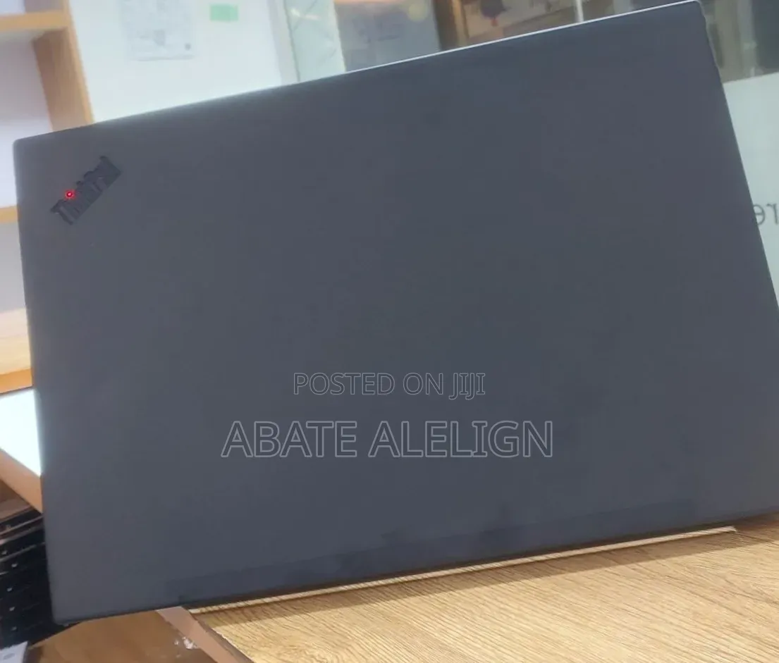 New Laptop Lenovo ThinkPad P1 Gen 3 16GB Intel Core i7 SSD 512GB