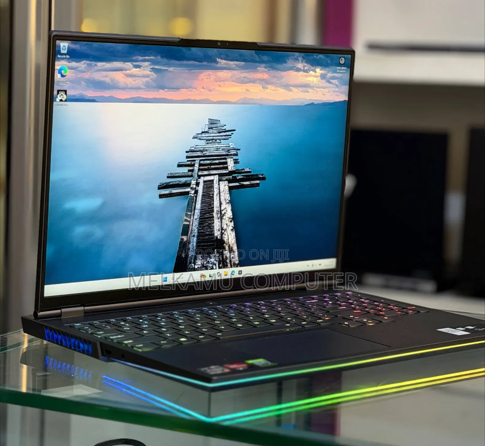 New Laptop Lenovo Legion 5 16GB AMD Ryzen 7 SSD 512GB
