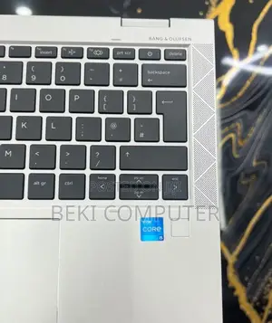 New Laptop HP EliteBook 830 G8 16GB Intel Core i5 SSD 512GB
