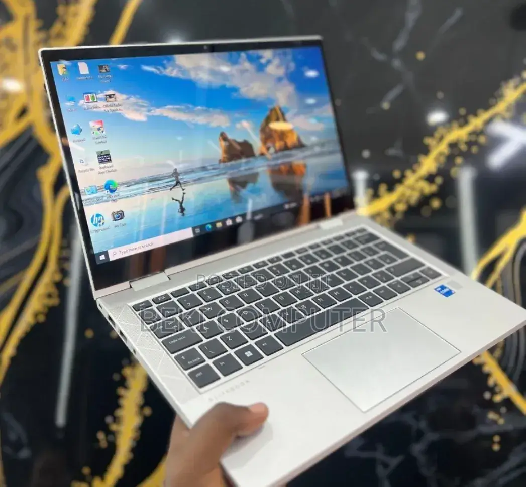 New Laptop HP EliteBook 830 G8 16GB Intel Core i5 SSD 512GB