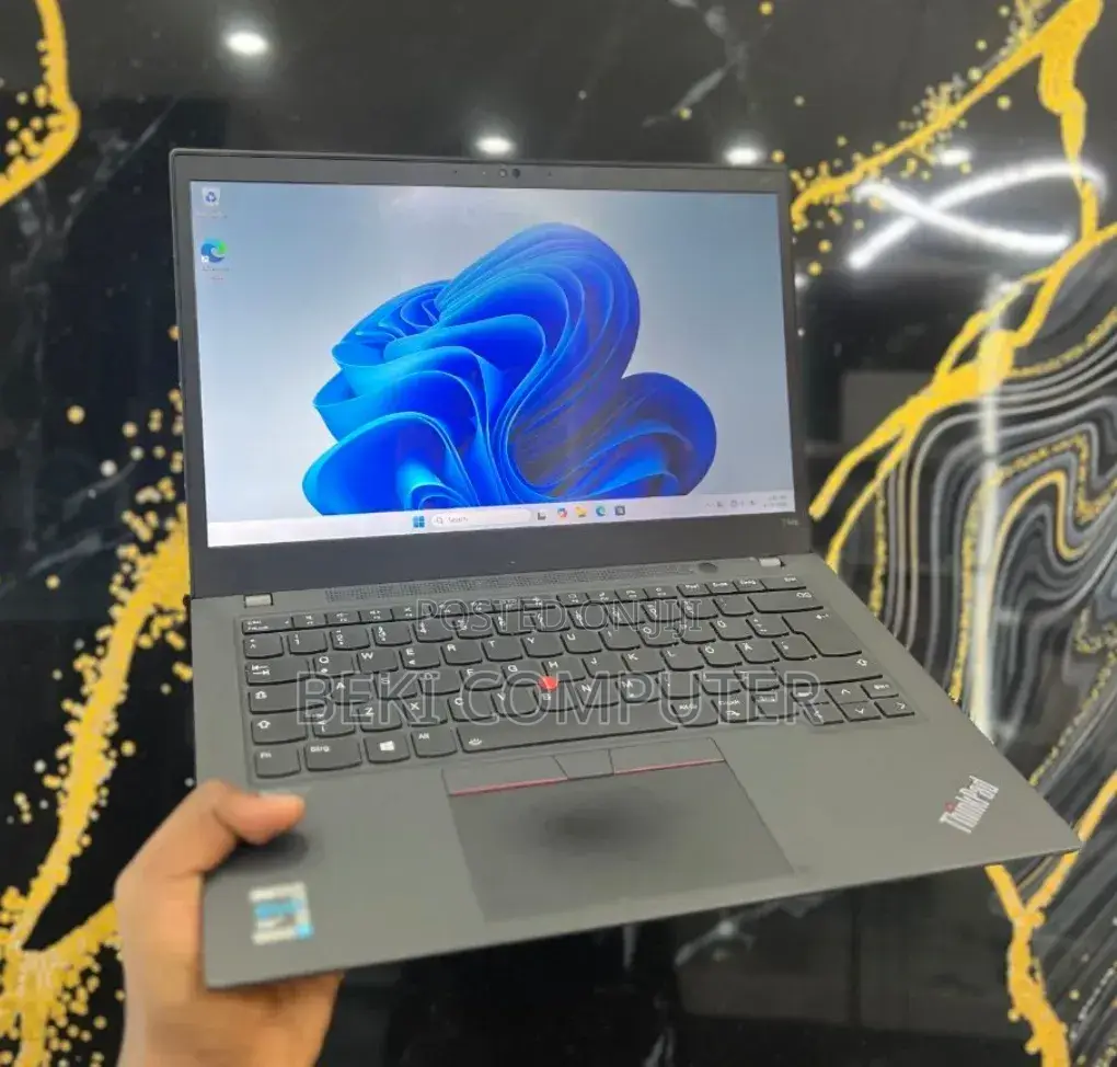 New Laptop Lenovo ThinkPad T14s Gen 2 16GB Intel Core i7 SSD 512GB