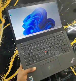 New Laptop Lenovo ThinkPad T14s Gen 2 16GB Intel Core i7 SSD 512GB