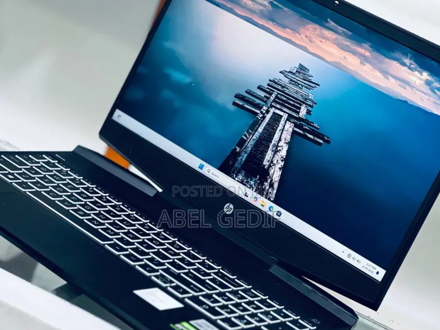 New Laptop HP Pavilion Power 15 16GB Intel Core i5 SSD 512GB